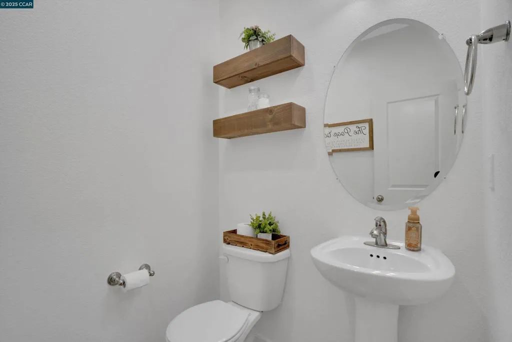 937 Pendleton Ct, Oakley, California 94561 home-pic-20