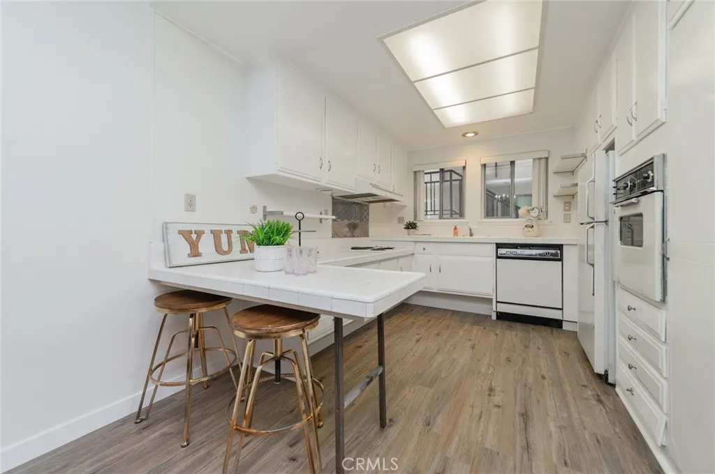 2294 Via Puerta, Laguna Woods, California 92637 home-pic-8