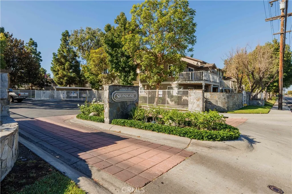 6925 Brightwood Lane 108, Garden Grove, California 92845 home-pic-0