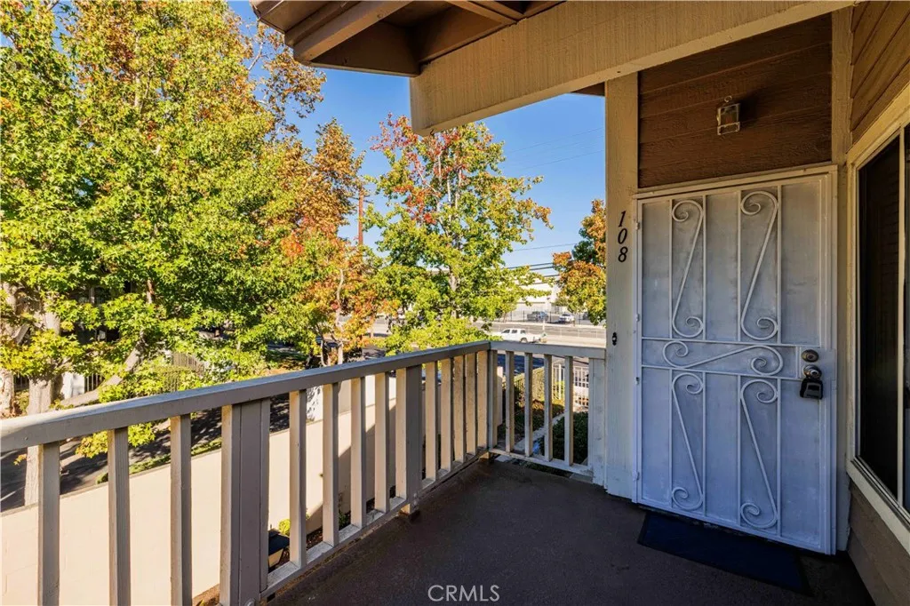 6925 Brightwood Lane 108, Garden Grove, California 92845 home-pic-2