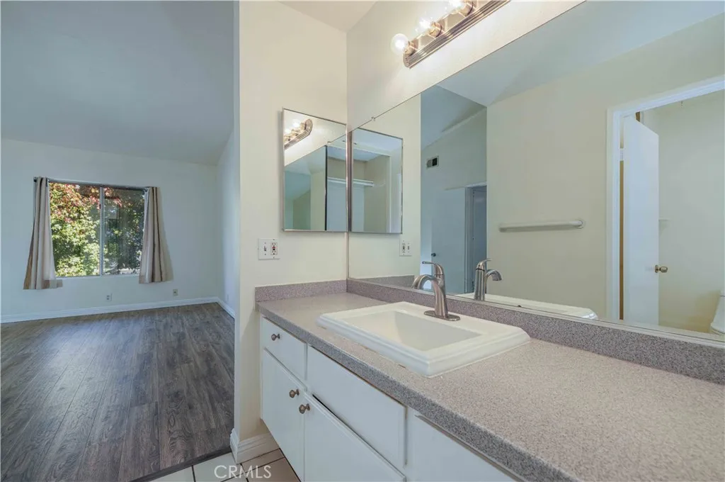 6925 Brightwood Lane 108, Garden Grove, California 92845 home-pic-26