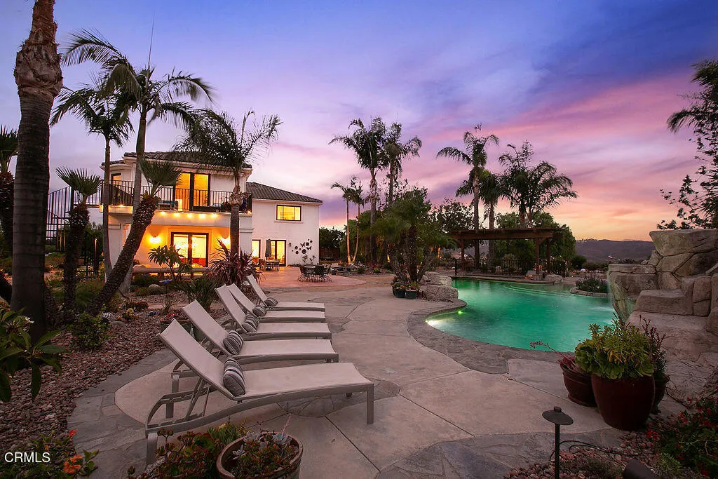 13545 Nightsky Drive, Camarillo, California 93012 home-pic-10