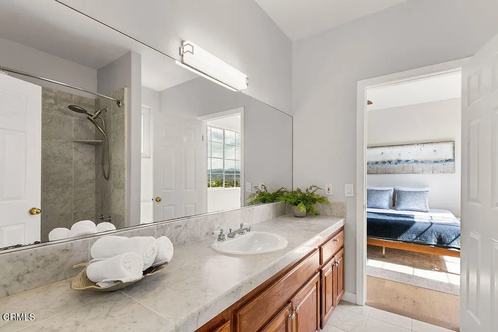 13545 Nightsky Drive, Camarillo, California 93012 home-pic-68