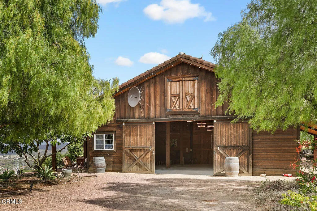 13545 Nightsky Drive, Camarillo, California 93012 home-pic-71