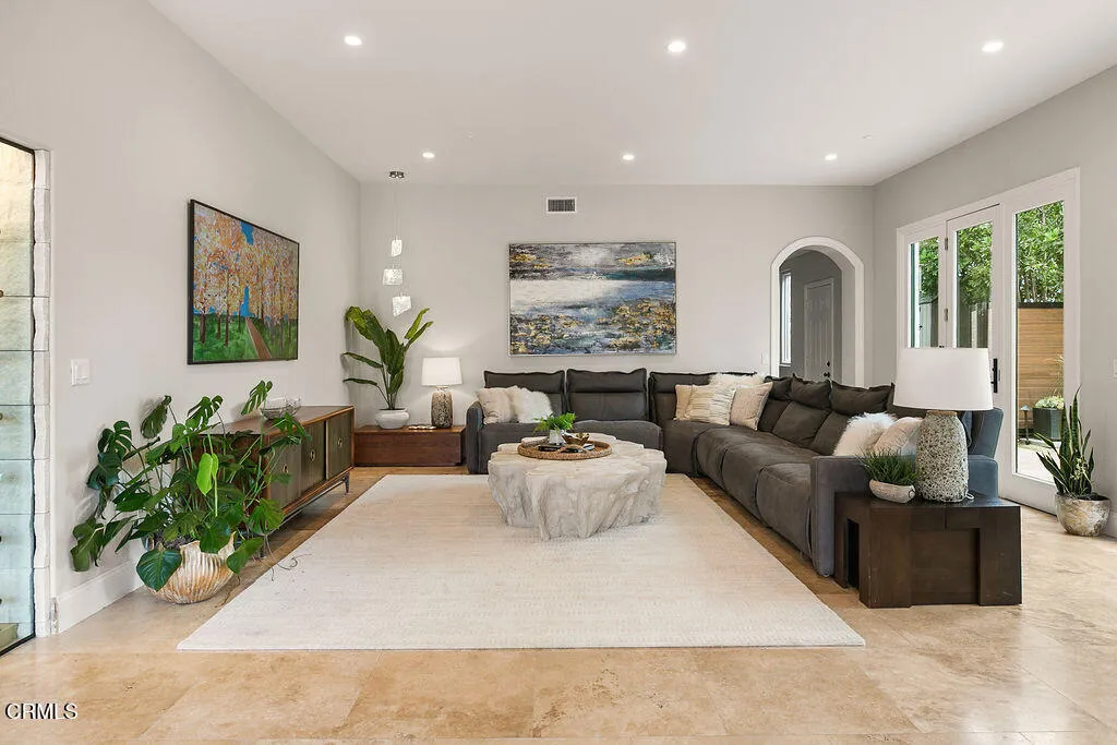 13545 Nightsky Drive, Camarillo, California 93012 home-pic-39