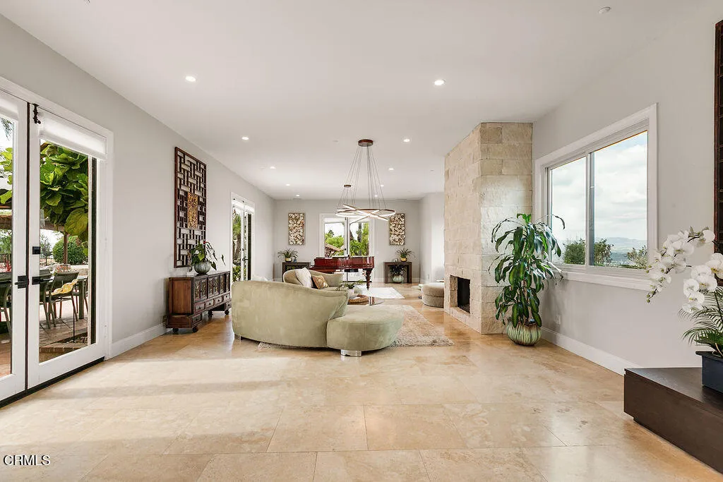 13545 Nightsky Drive, Camarillo, California 93012 home-pic-31