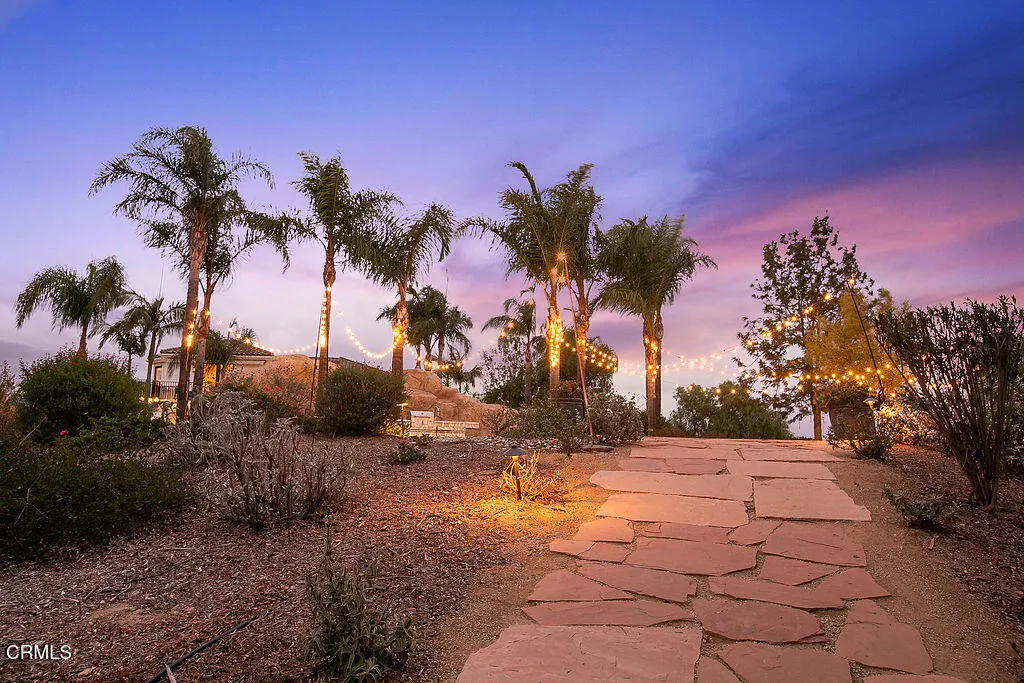 13545 Nightsky Drive, Camarillo, California 93012 home-pic-9