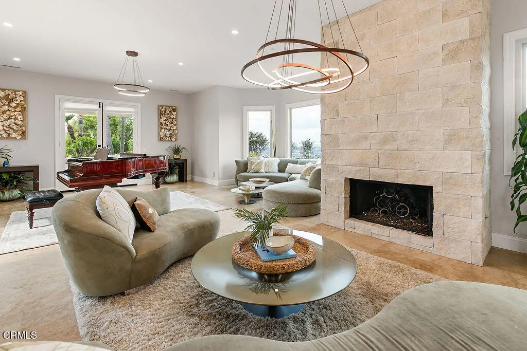 13545 Nightsky Drive, Camarillo, California 93012 home-pic-32