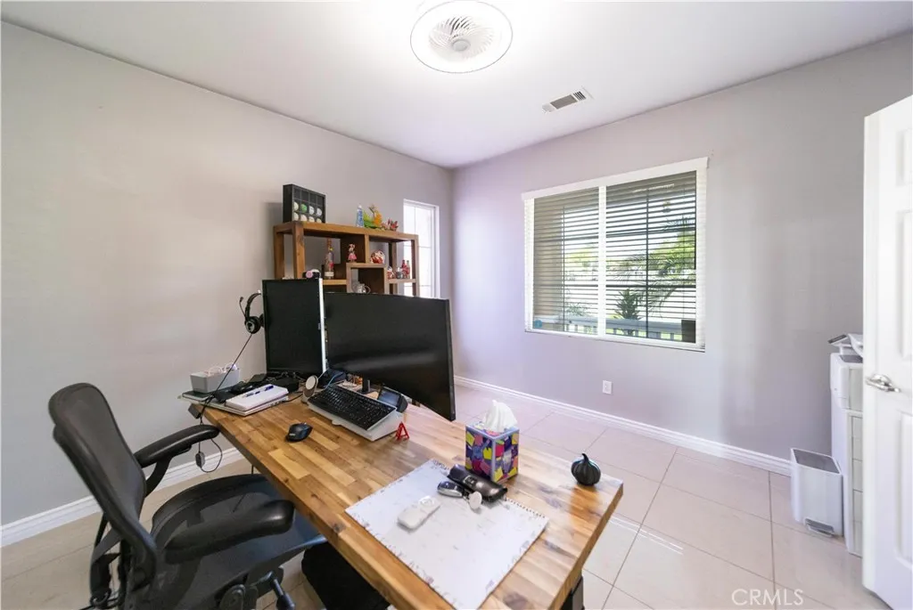 31343 Kailua Dr, Winchester, California 92596 home-pic-13