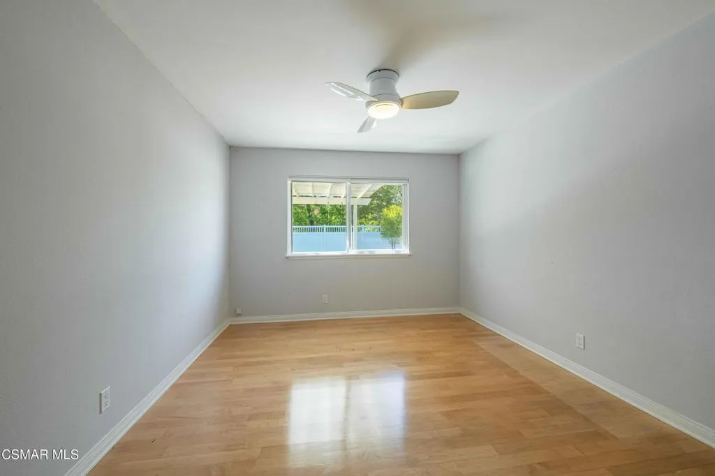 167 Kanan Road, Oak Park, California 91377 home-pic-21
