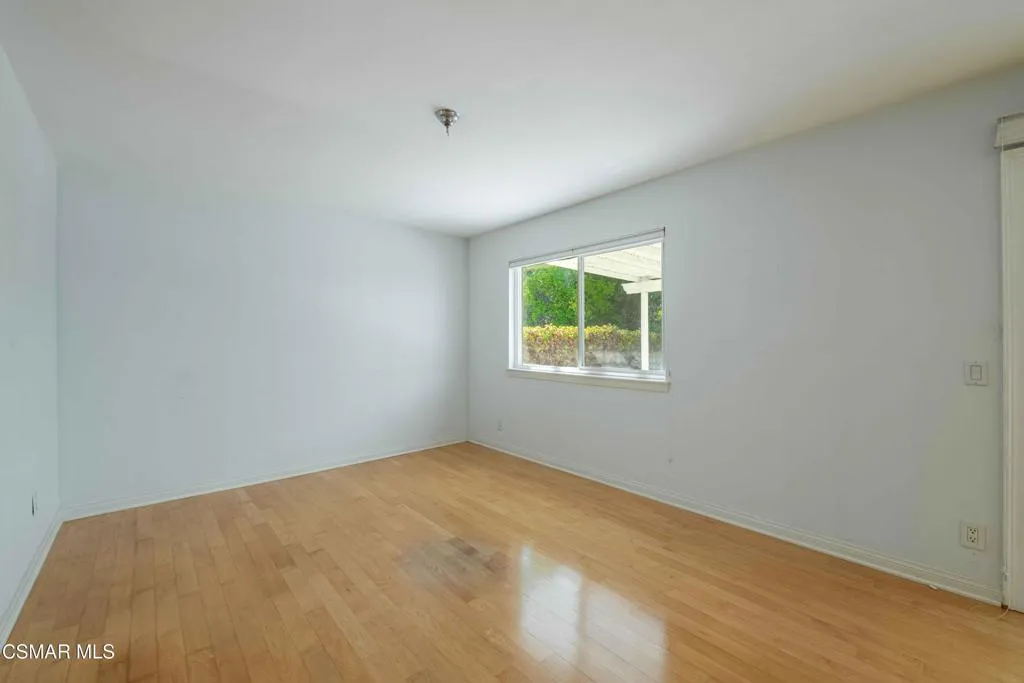 167 Kanan Road, Oak Park, California 91377 home-pic-7