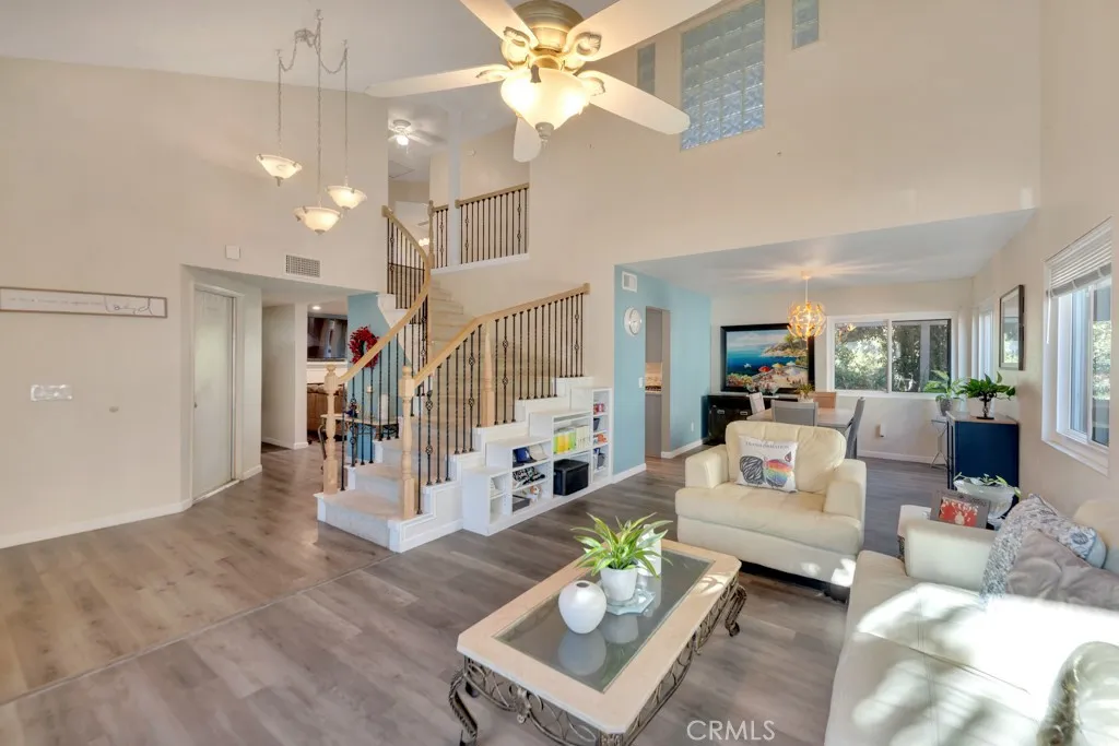 43927 Fallon Drive, Lancaster, California 93535 home-pic-4