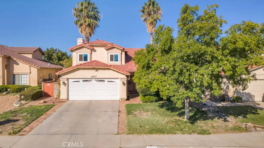43927 Fallon Drive, Lancaster, California 93535 home-pic-0