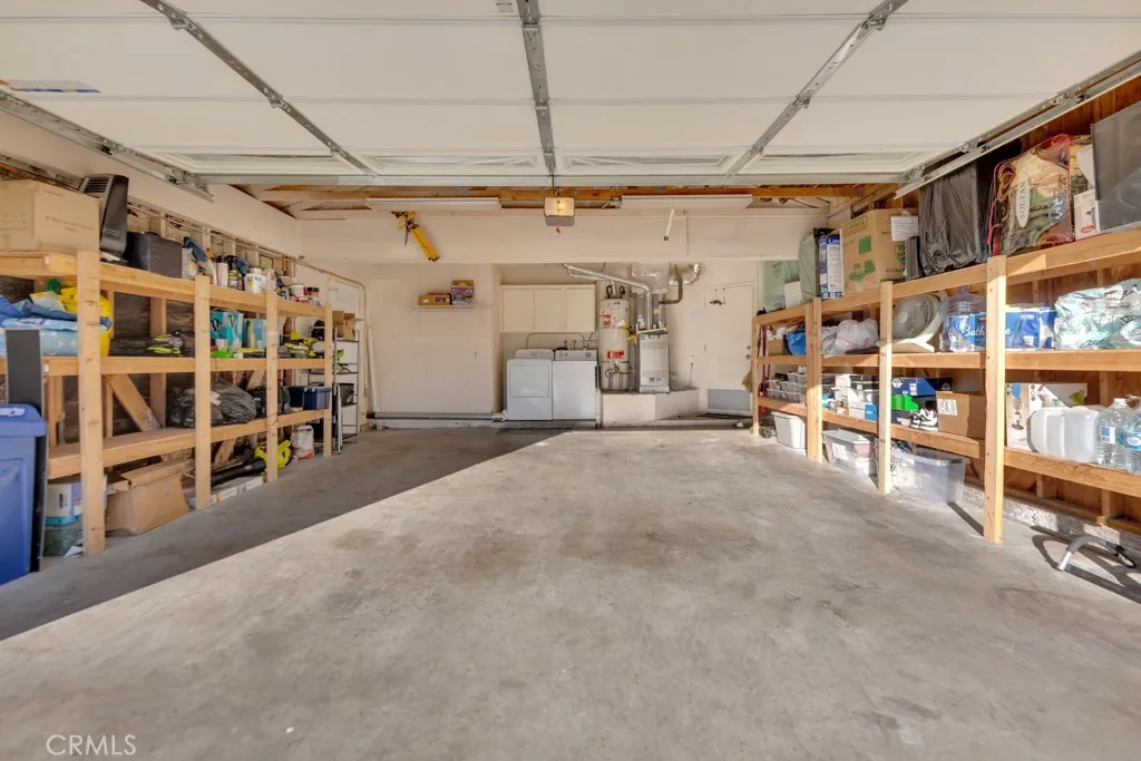 43927 Fallon Drive, Lancaster, California 93535 home-pic-26