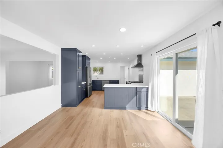 2527 E Brookside, Orange, California 92867