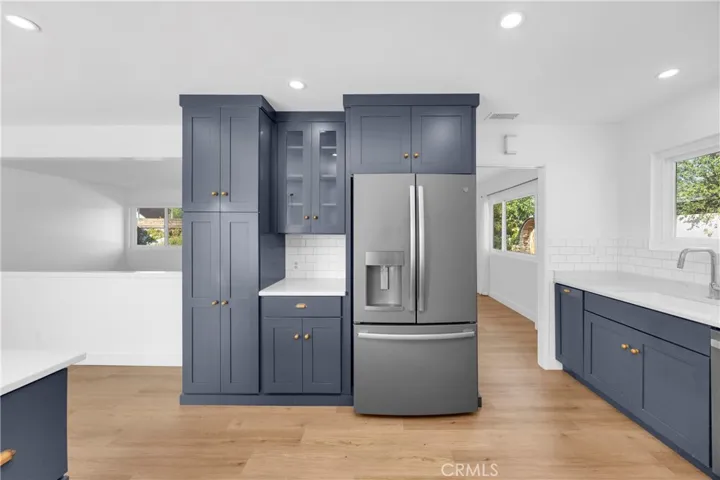 2527 E Brookside, Orange, California 92867