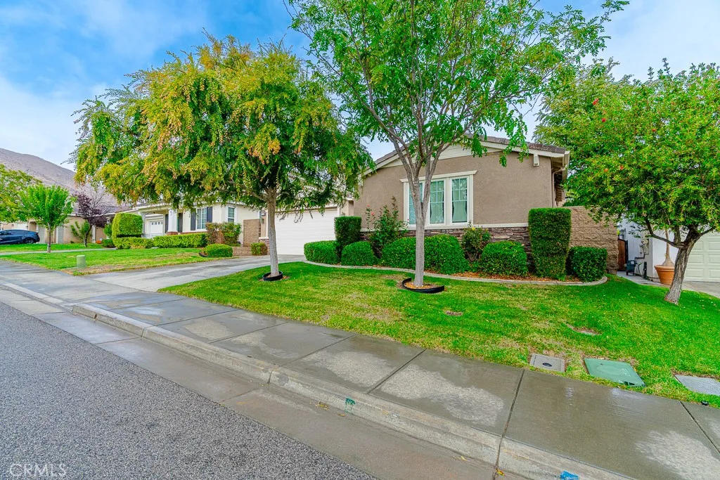 29108 Lighthouse Court, Menifee, California 92585 home-pic-3