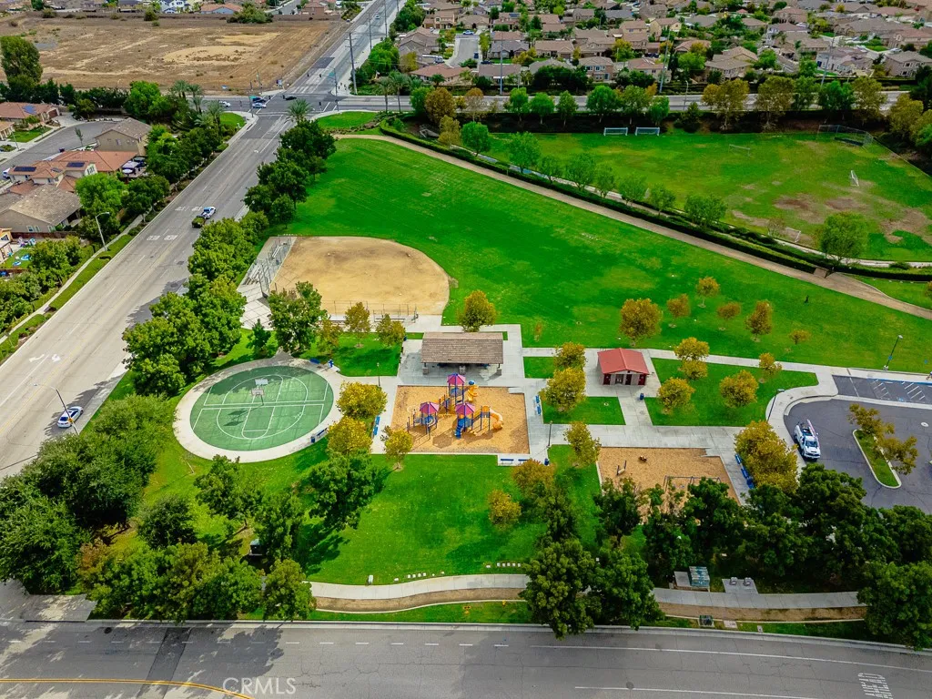 29108 Lighthouse Court, Menifee, California 92585 home-pic-40