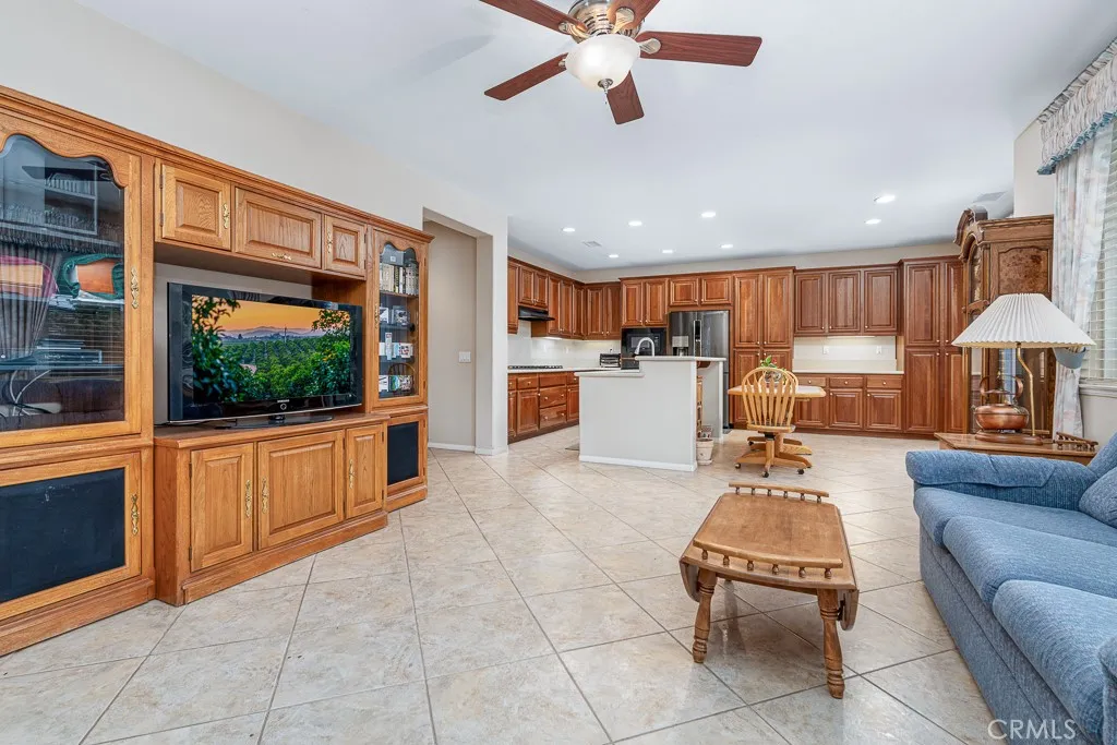 29108 Lighthouse Court, Menifee, California 92585 home-pic-22