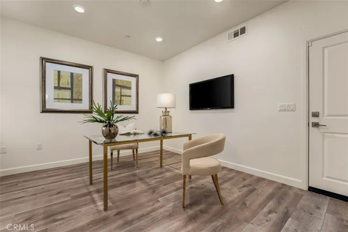 Flex room on the main level