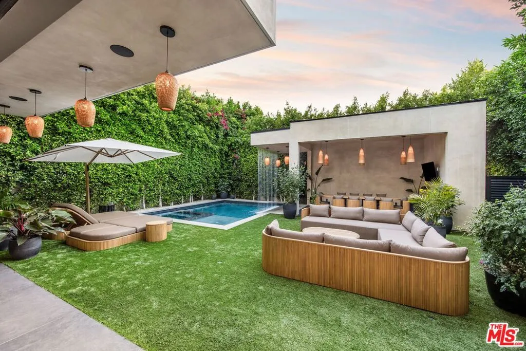 347 N Alfred Street, Los Angeles, California 90048 home-pic-16