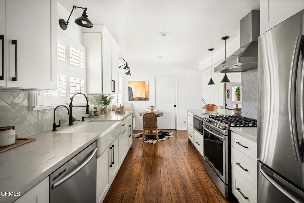 1640 N Altadena Drive, Pasadena, California 91107 home-pic-18