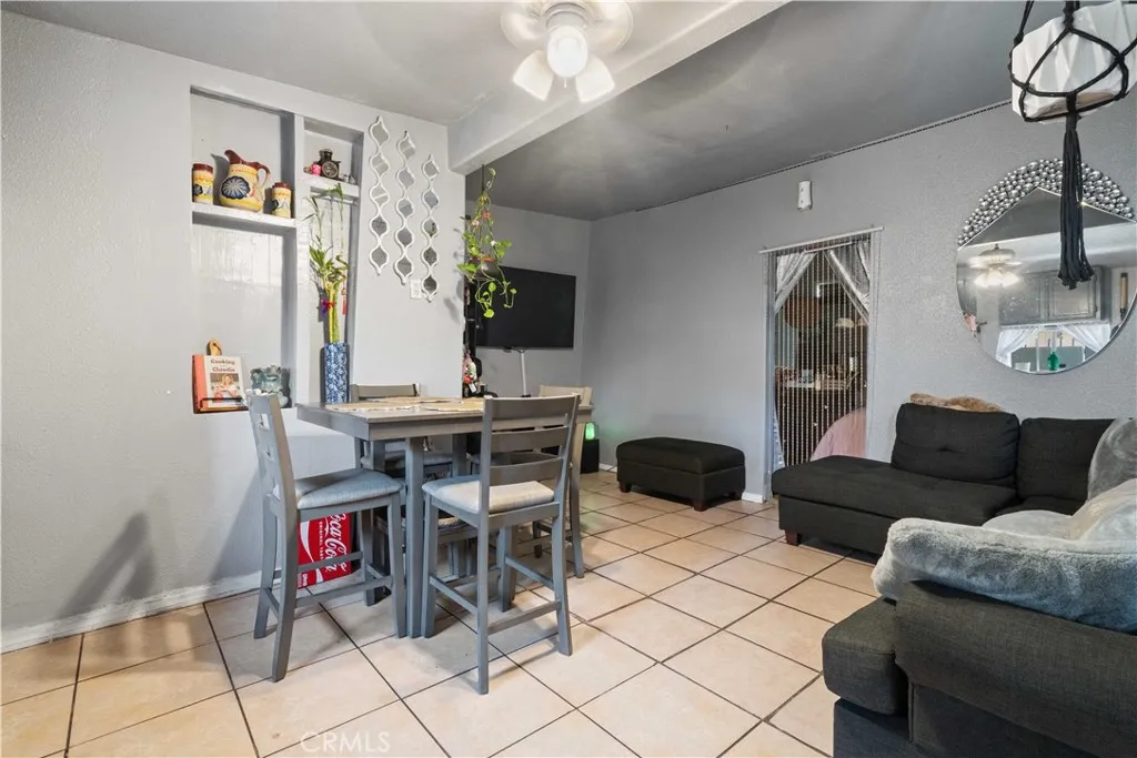247 E 97th, Los Angeles, California 90003 home-pic-10