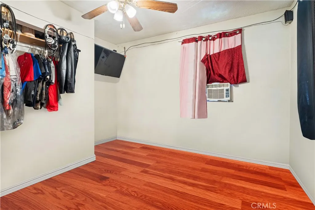 247 E 97th, Los Angeles, California 90003 home-pic-7