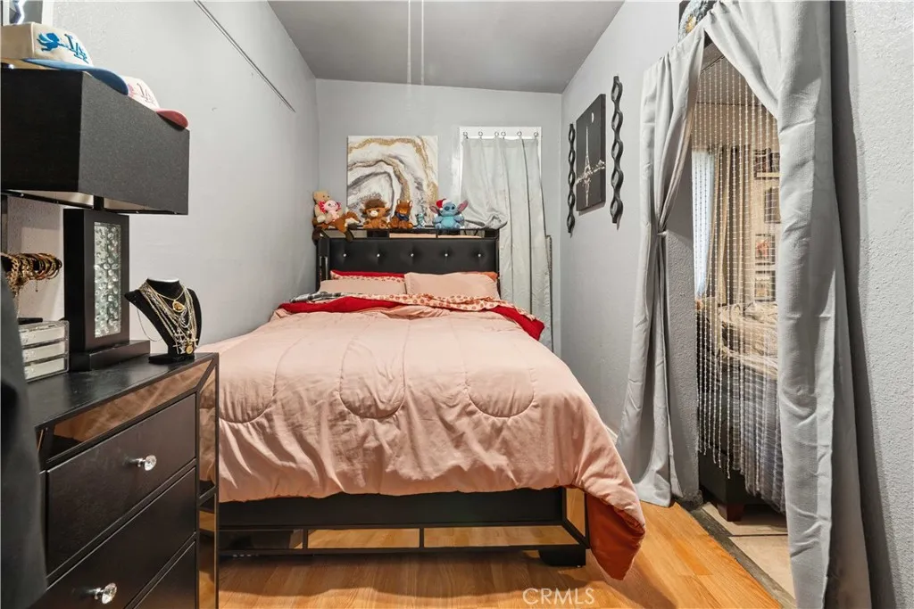 247 E 97th, Los Angeles, California 90003 home-pic-14
