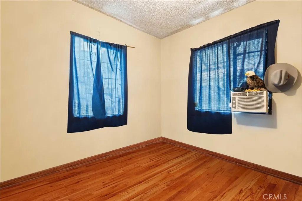 247 E 97th, Los Angeles, California 90003 home-pic-6