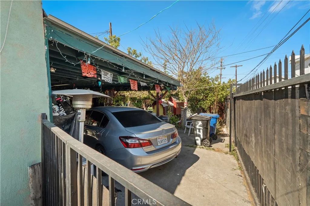 247 E 97th, Los Angeles, California 90003 home-pic-19