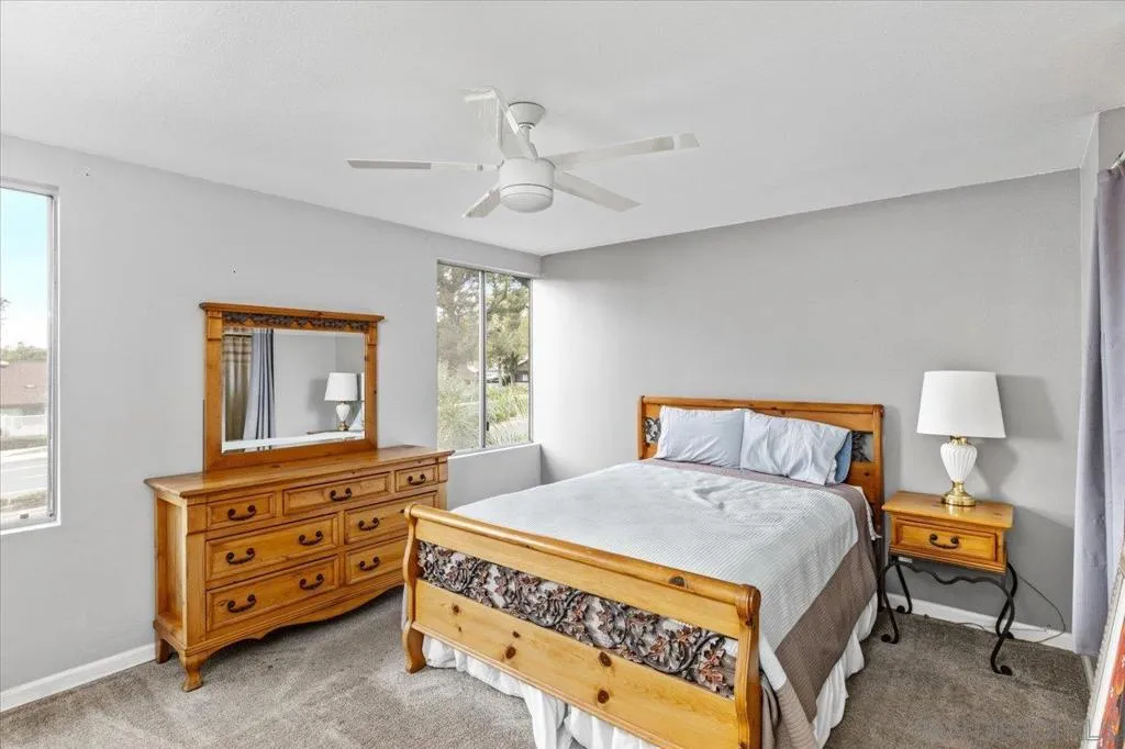401 Blueridge Place, Escondido, California 92026 home-pic-11