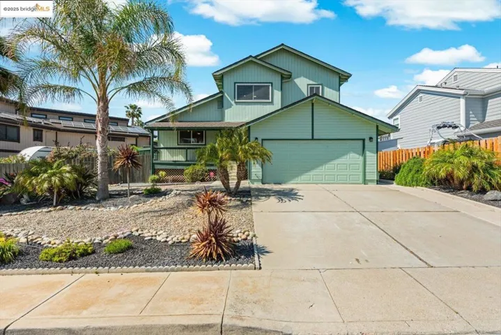 Spacious Home with OWNED SOLAR
