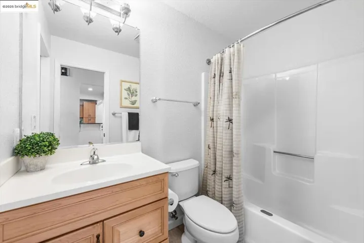 5575 Marlin Dr, Discovery Bay, California 94505