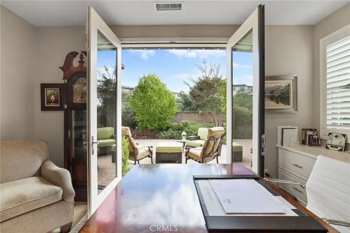 Direct access to backyard!