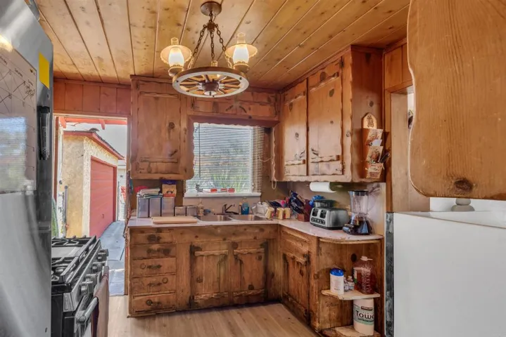 3040 E 18th Street, National City, California 91950
