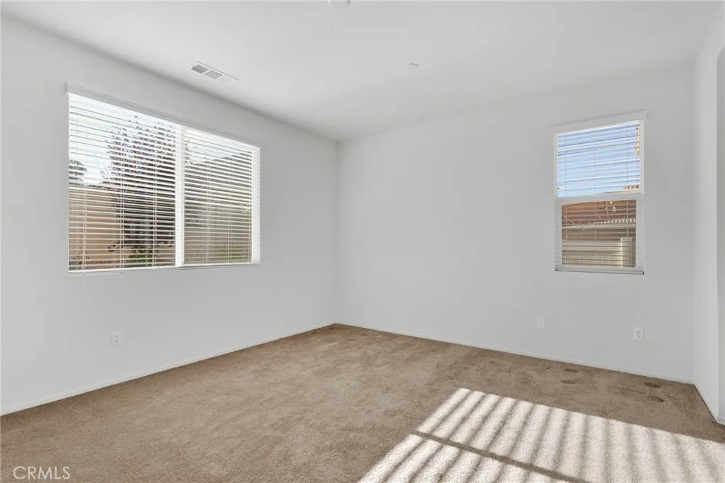 8720 Alturas, Hesperia, California 92344 home-pic-17