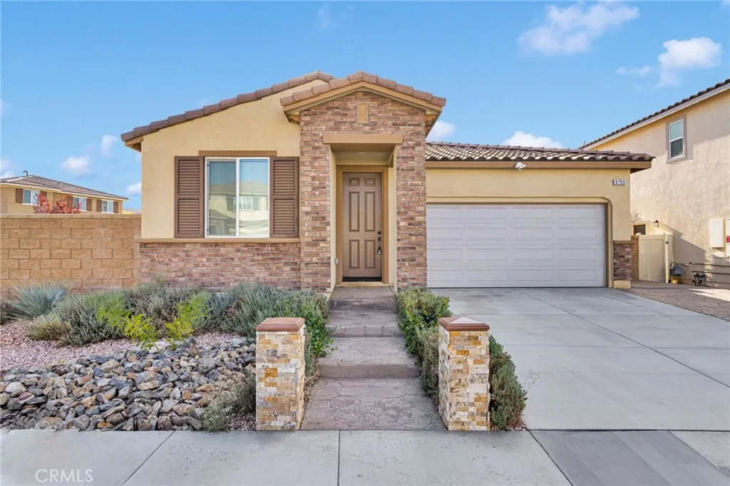 8720 Alturas, Hesperia, California 92344 home-pic-0