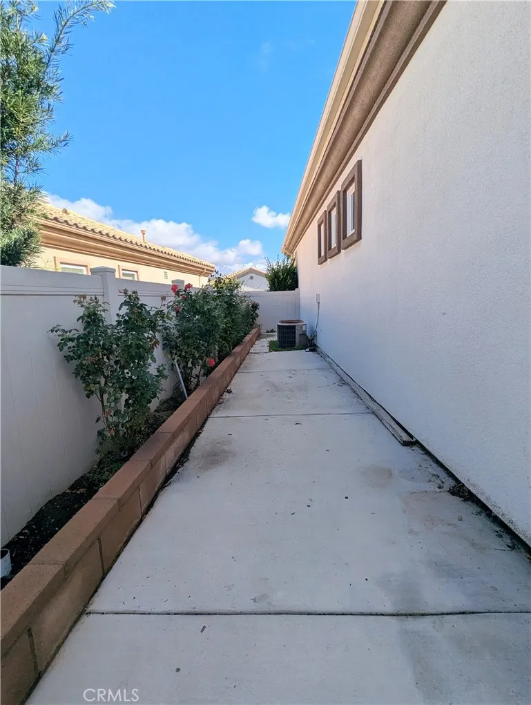 2282 Wailea Beach, Banning, California 92220 home-pic-27