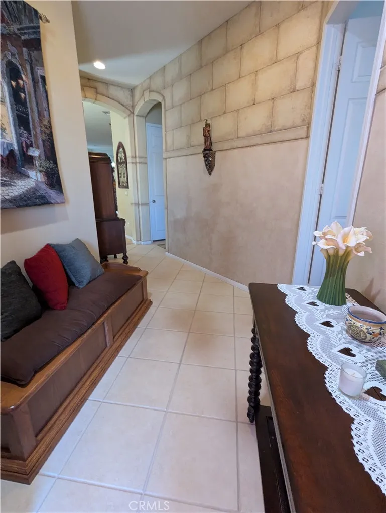 2282 Wailea Beach, Banning, California 92220 home-pic-2
