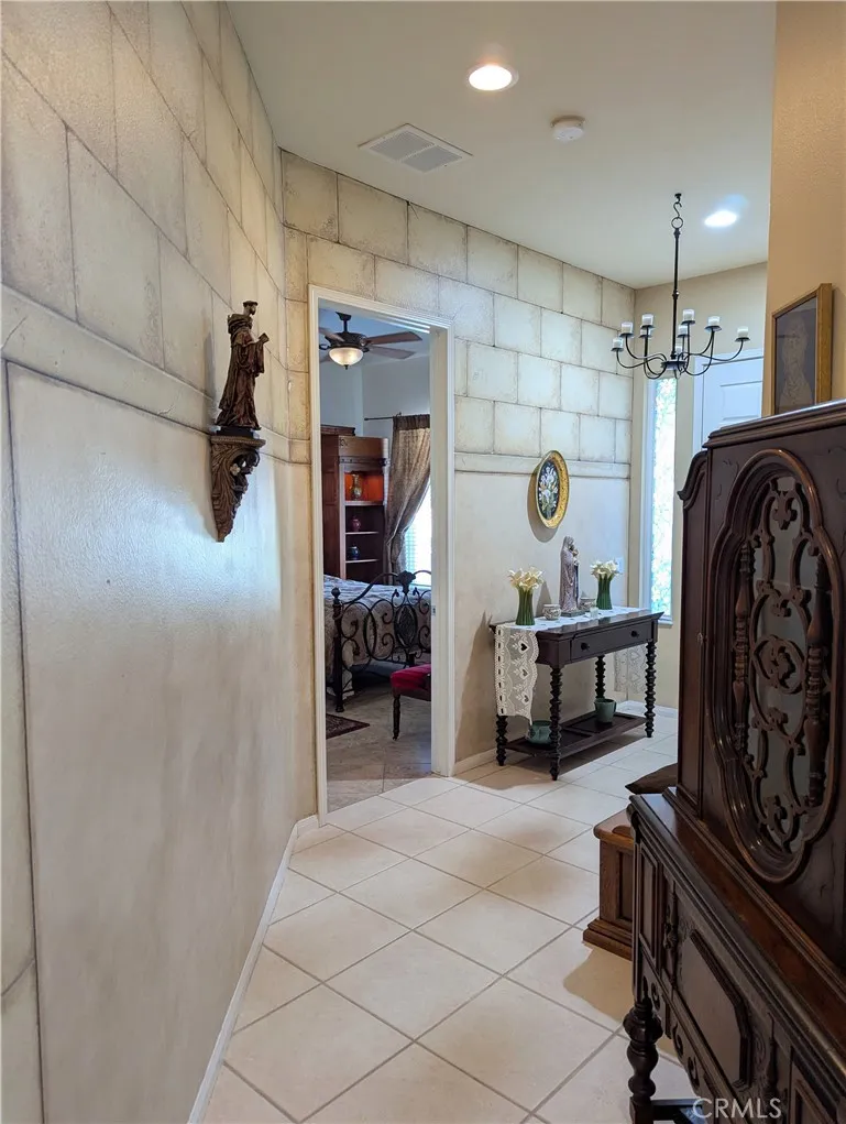 2282 Wailea Beach, Banning, California 92220 home-pic-4