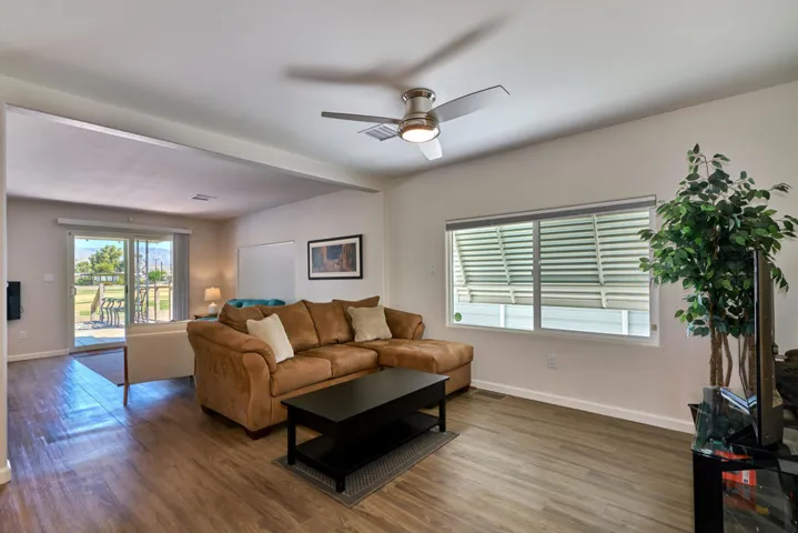 33640 Westchester Dr Thousand-print-010-