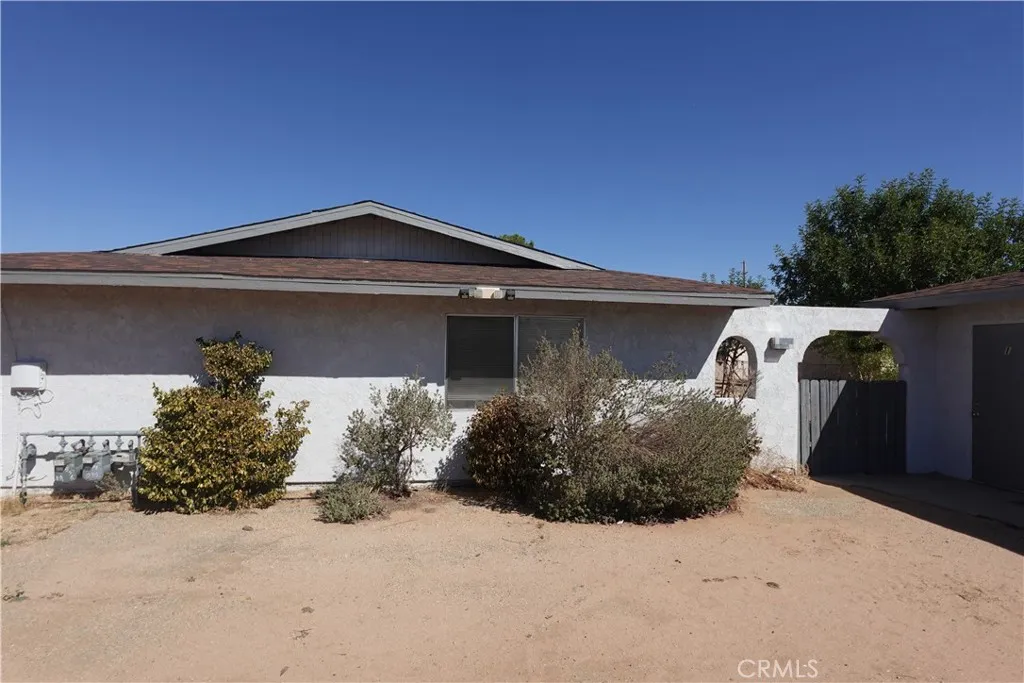 21336 Laguna Road, Apple Valley, California 92308 home-pic-1