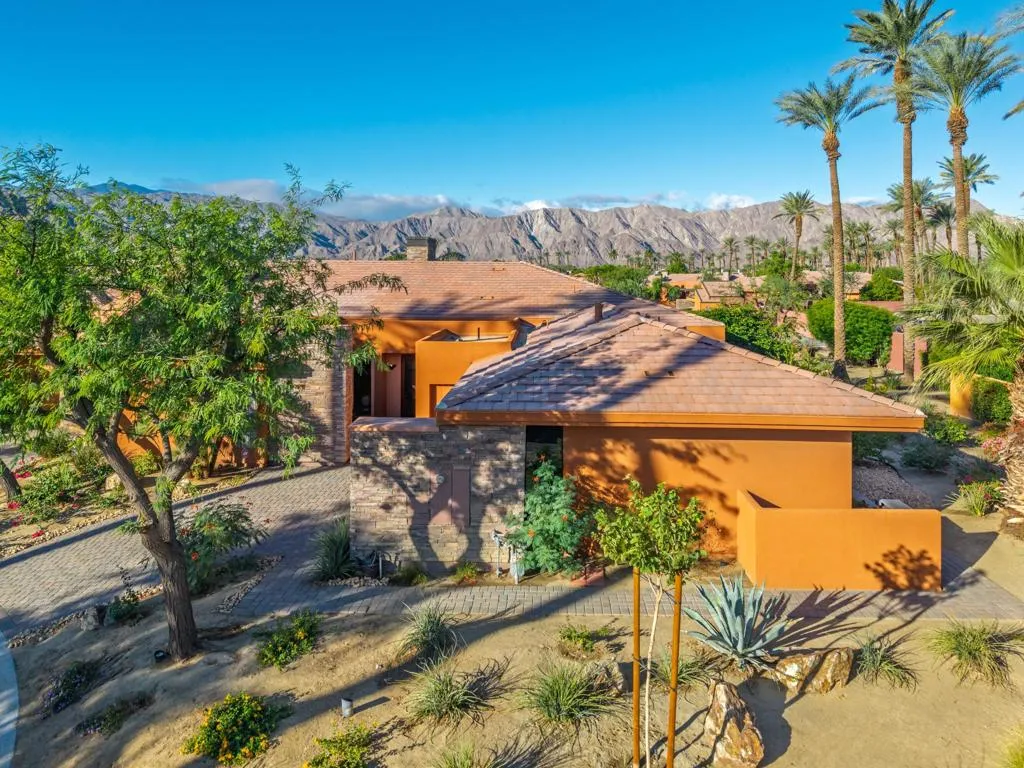 50035 Camino Privado, La Quinta, California 92253 home-pic-14