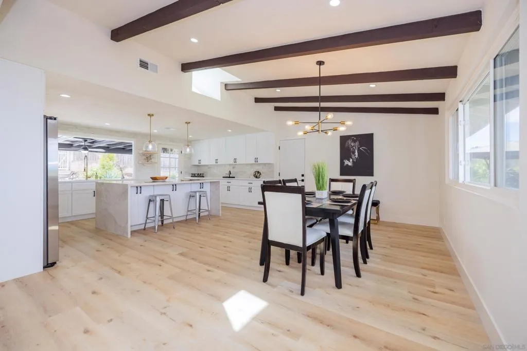 807 Poinsettia Ave, Vista, California 92081 home-pic-15