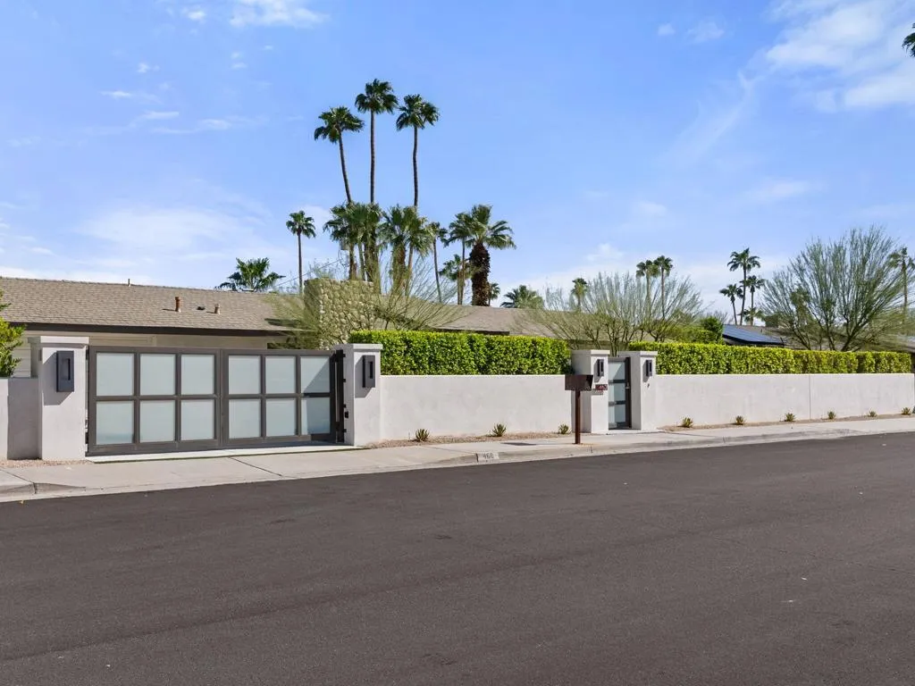 460 N Orchid Tree Lane, Palm Springs, California 92262 home-pic-3