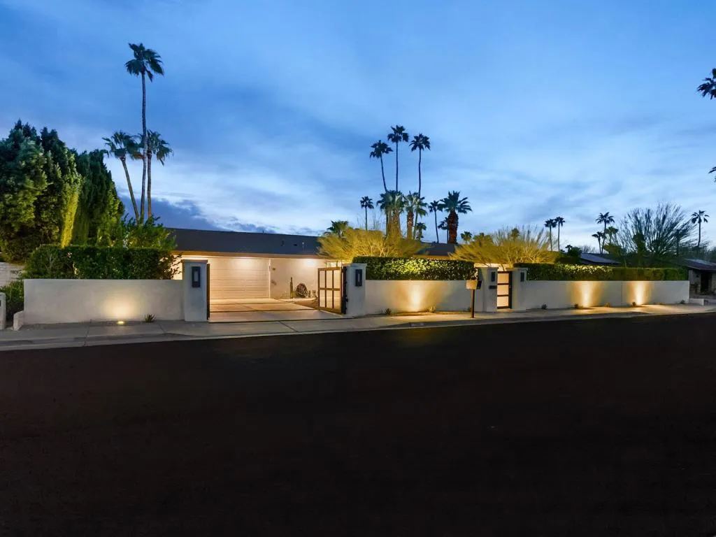 460 N Orchid Tree Lane, Palm Springs, California 92262 home-pic-39