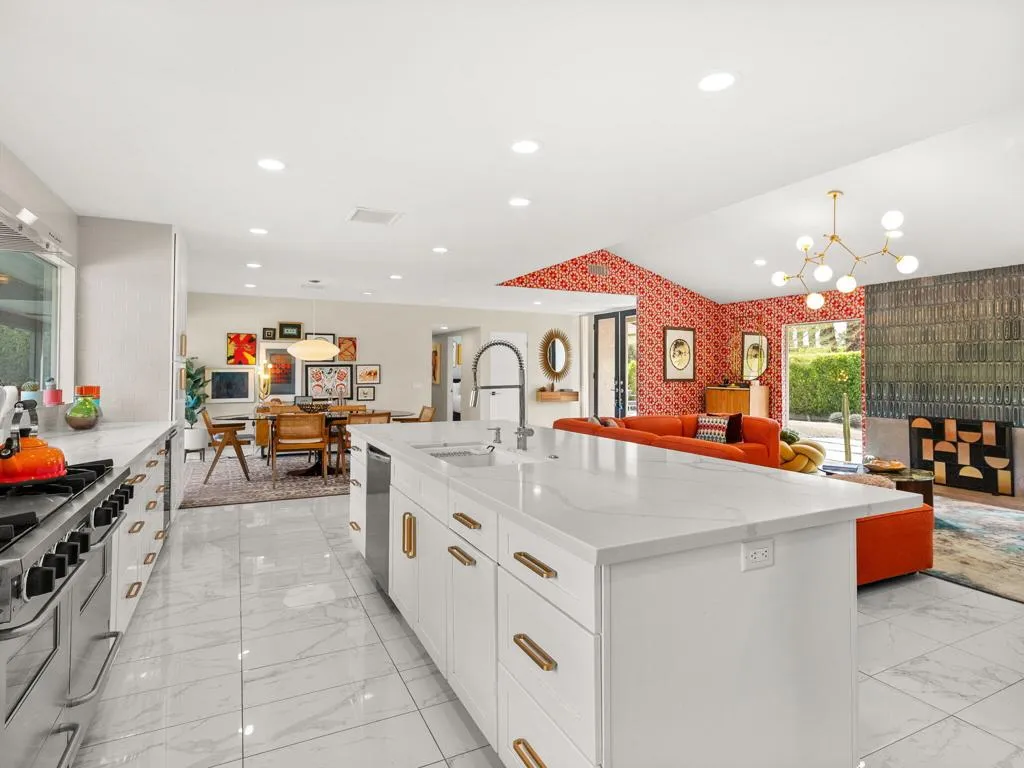 460 N Orchid Tree Lane, Palm Springs, California 92262 home-pic-17