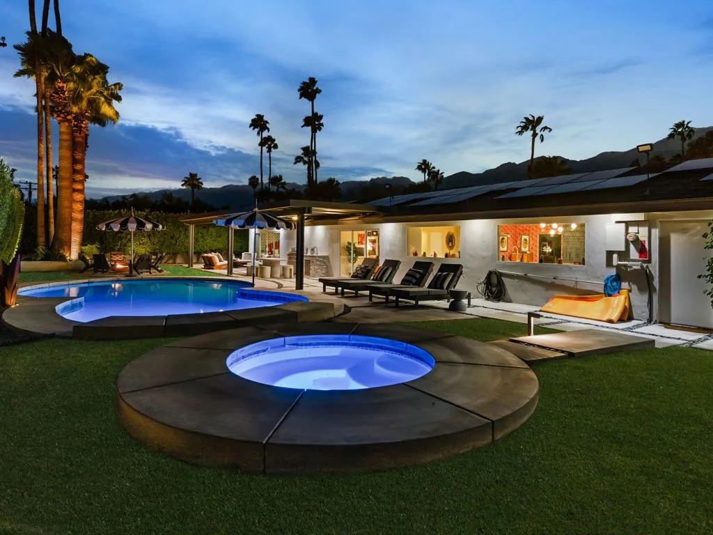 460 N Orchid Tree Lane, Palm Springs, California 92262 home-pic-1