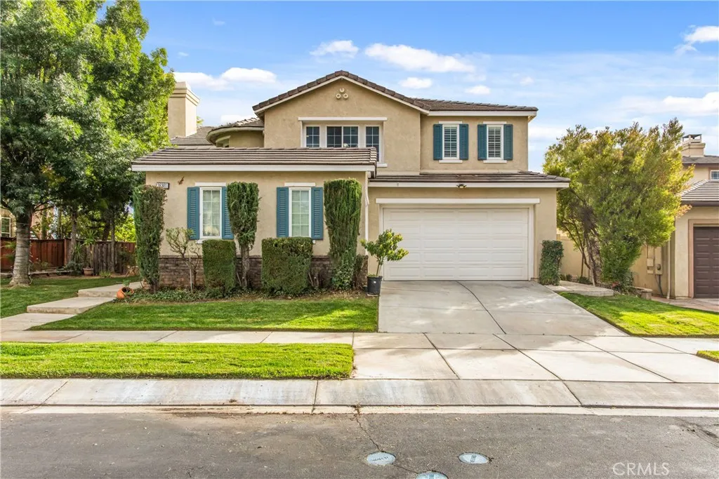 36301 Bay Hill Drive, Beaumont, California 92223 home-pic-2